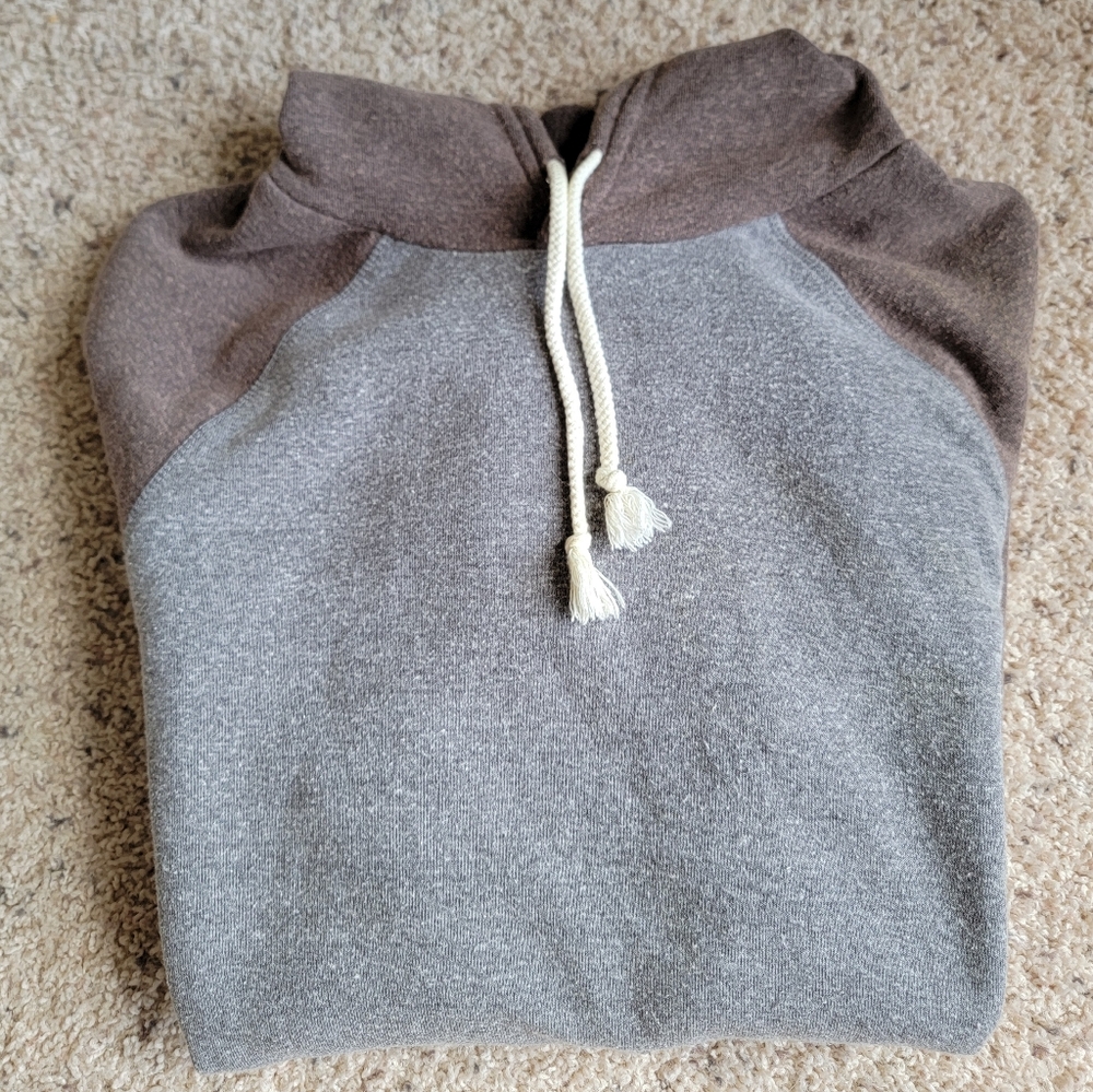 Threads For Thought Mens Two-Tone Hoodie with Kangaroo Pocket Size Medium